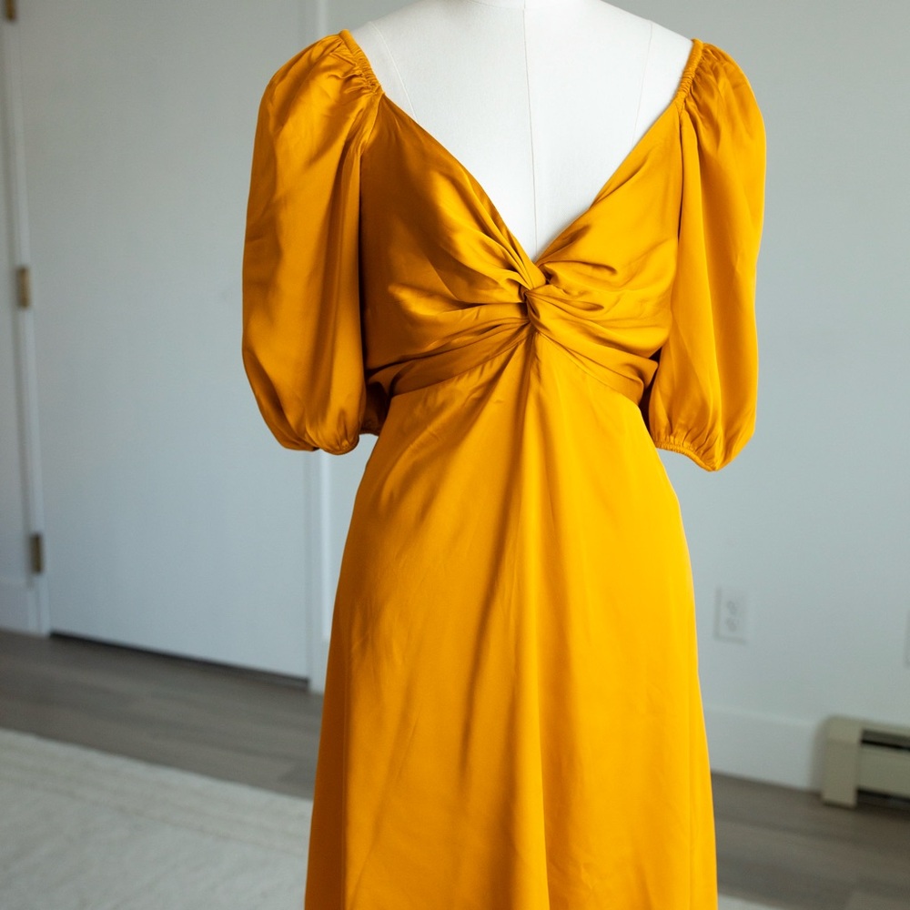 EXPRESS Satin V-Neck Puff Sleeve Twist Front Mini Fit and Flare Dress Golden - Picture 1 of 16